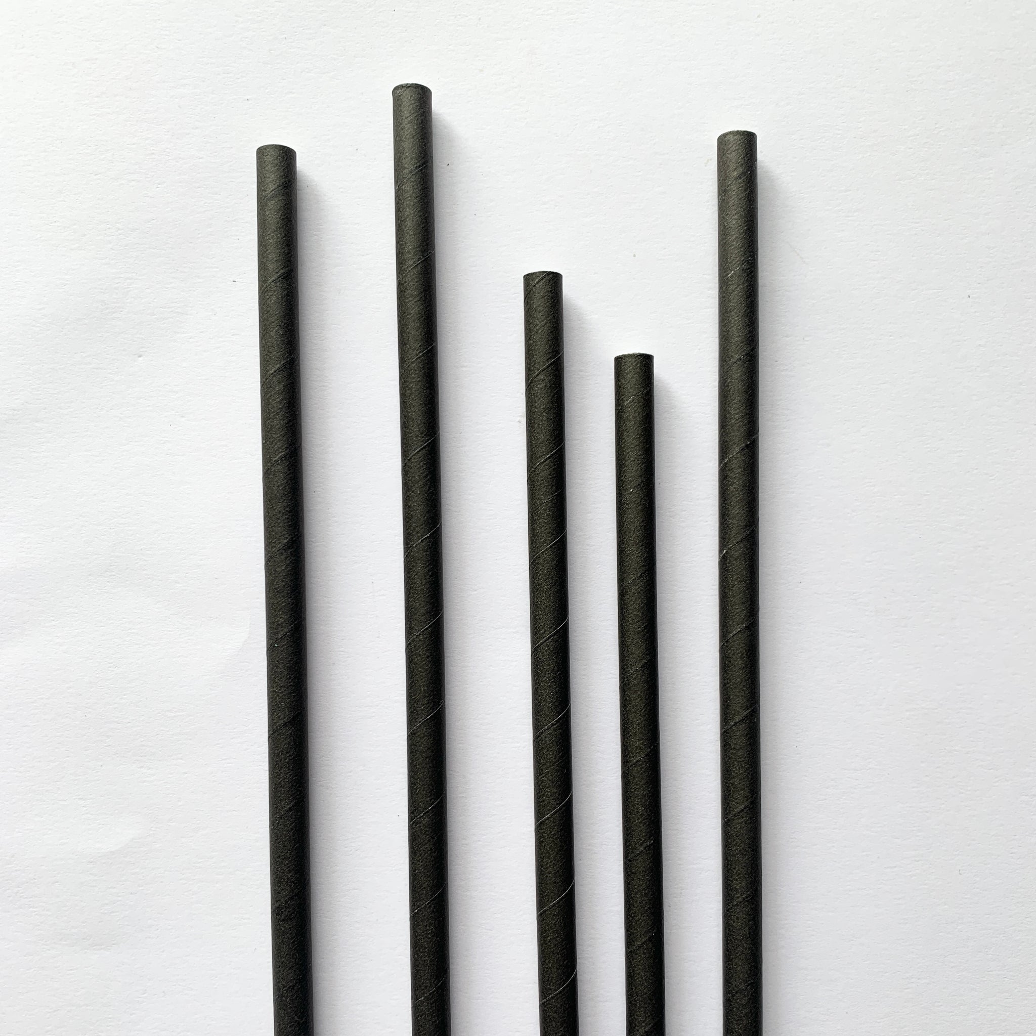 Szívószálak - Papír szívószál fekete 6x197 mm - 200db/cs - Greenstic