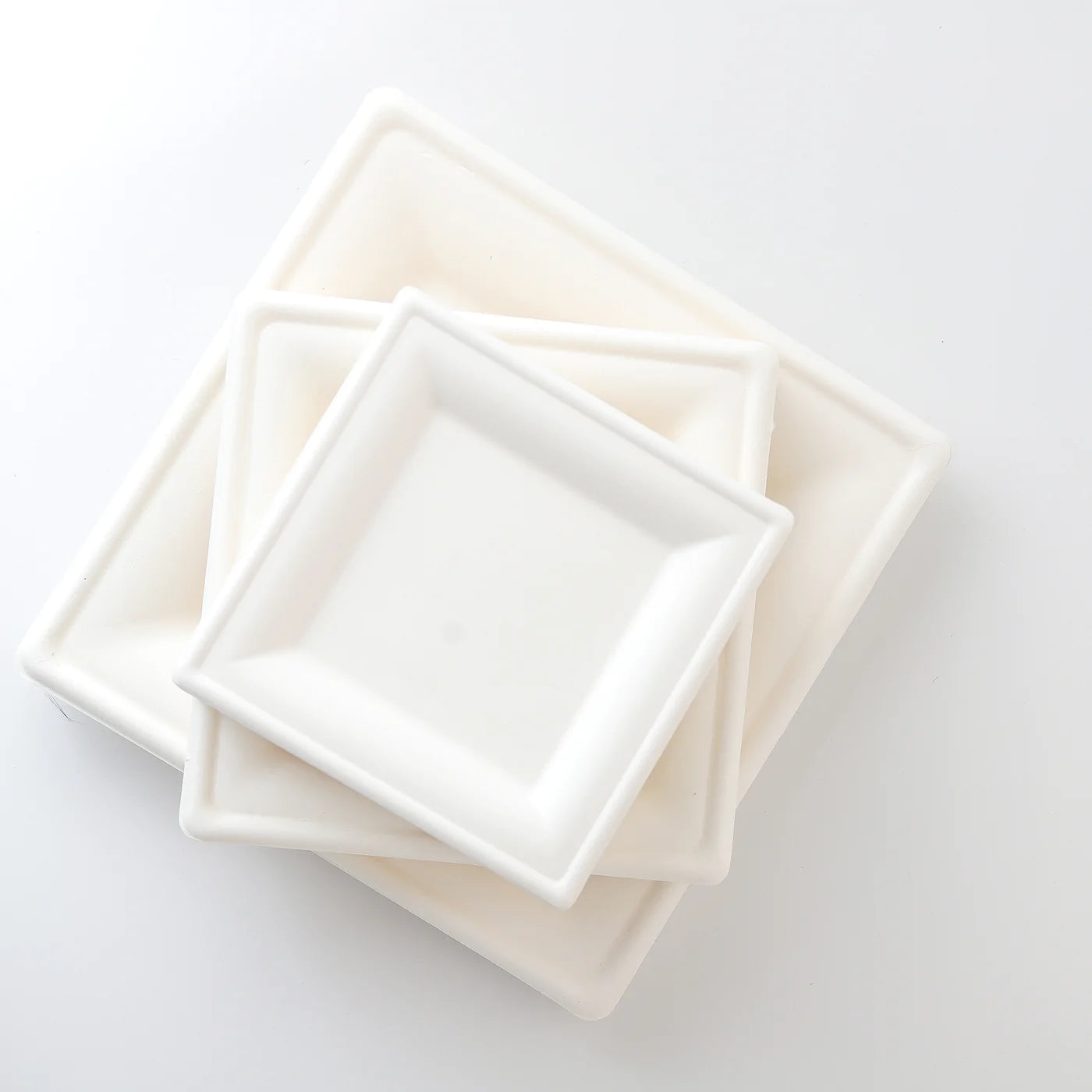 Lapos tányér - Cukornád tányér szögletes (260x260)  - 50 db/cs - Greenstic